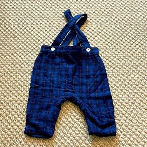 Jacadi boys navy plaid overalls, size 6 months in excellent condition!